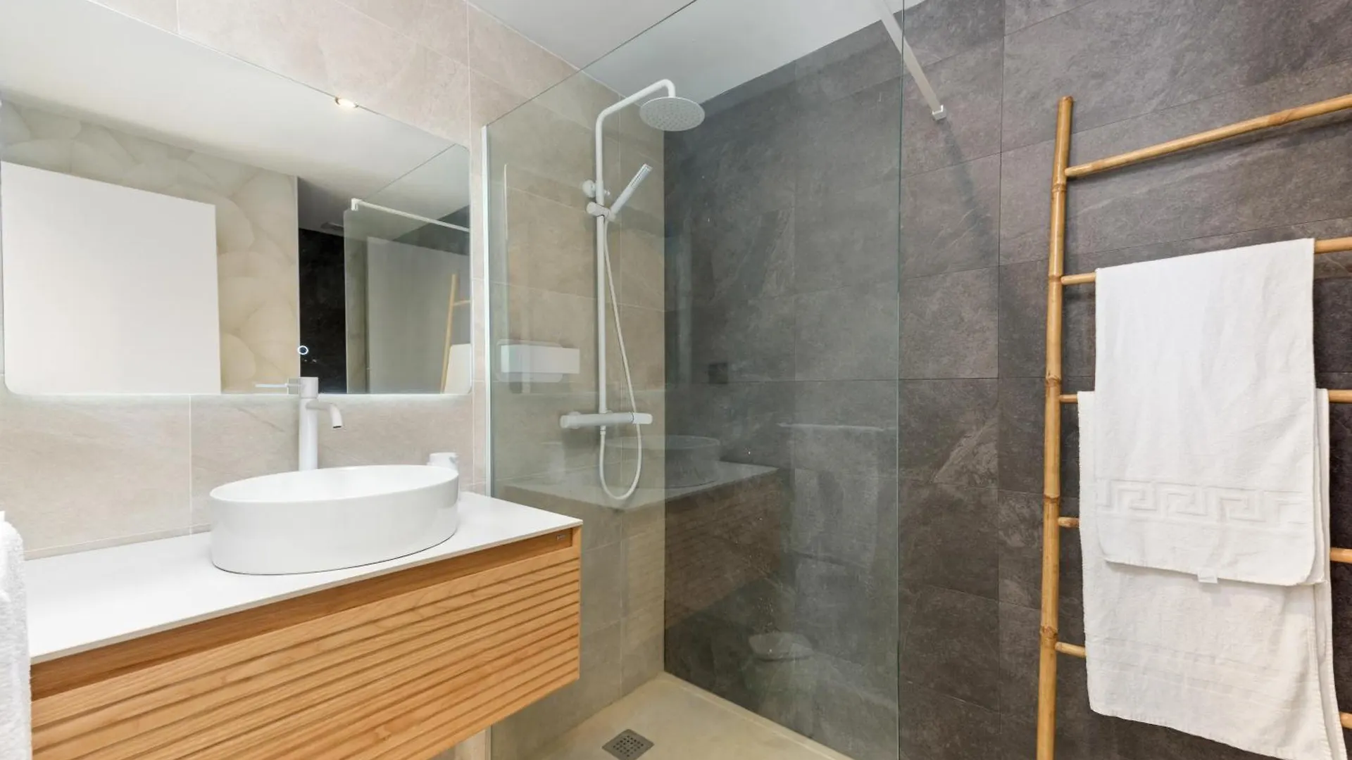 Apartamento Bahia De Plata Estepona